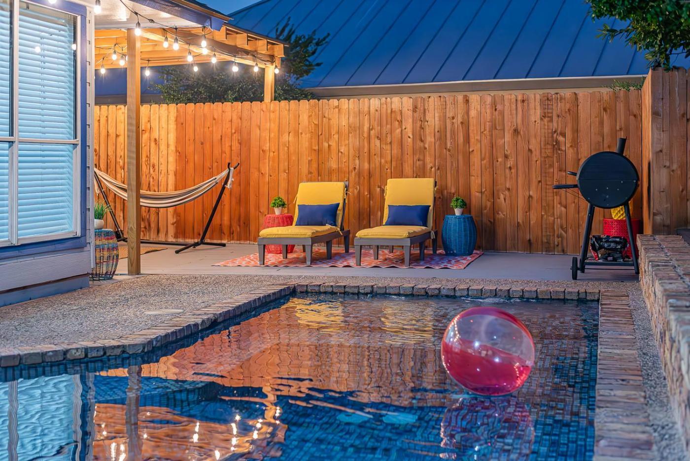 Fun 'N Sun Heated Pool & Gameroom By Fiesta Texas San Antonio Dış mekan fotoğraf