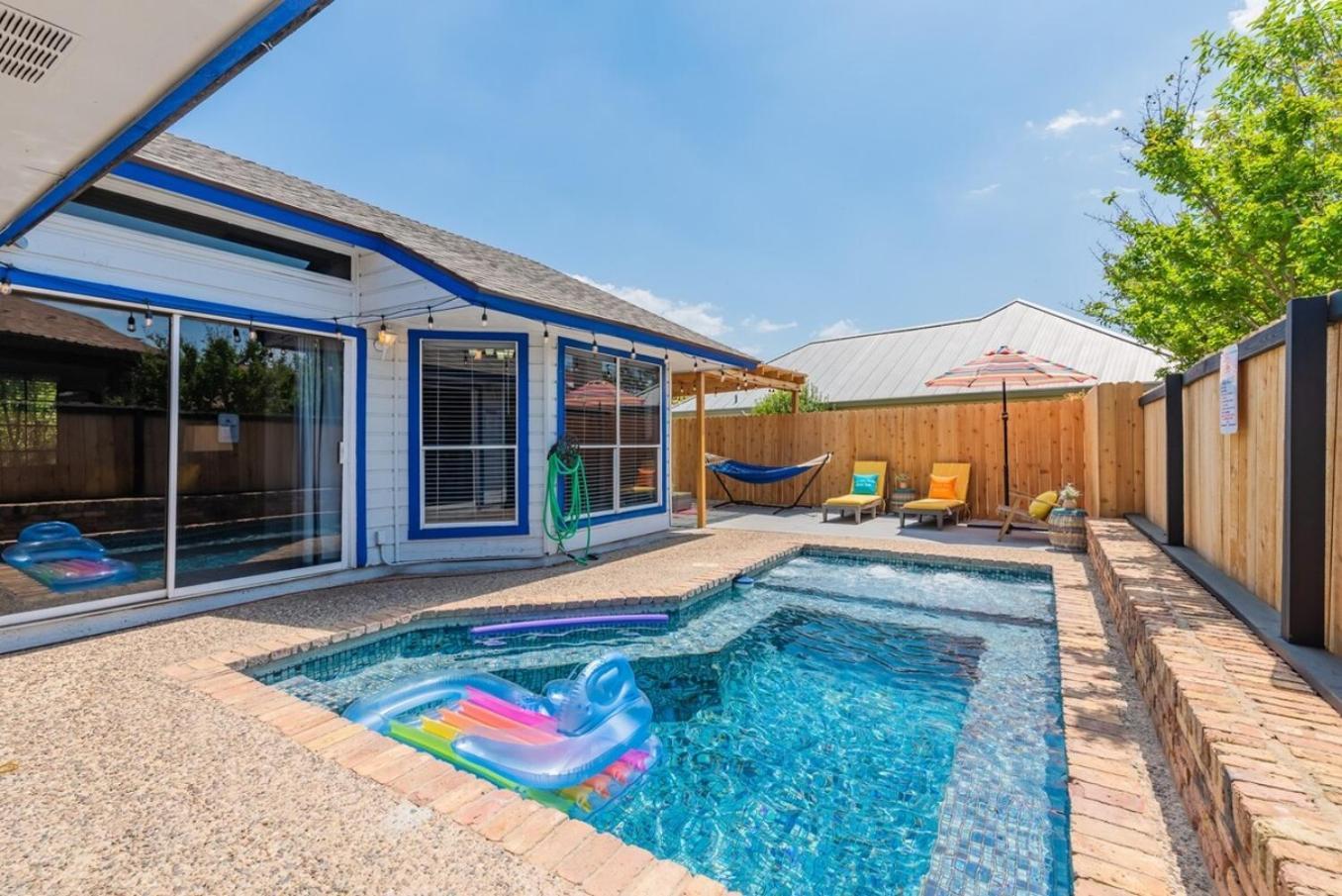 Fun 'N Sun Heated Pool & Gameroom By Fiesta Texas San Antonio Dış mekan fotoğraf